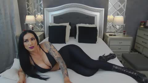 Mikaela online show from 29, 5, 2026
