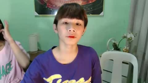 mikay online show from 15, 4, 2026