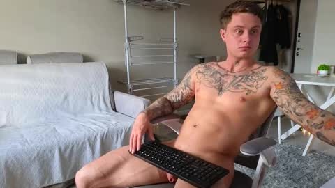Snapshot of mike___magic chatting on 12, 5, 2026 Mike Magic online show from 12, 5, 2026