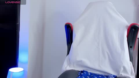 Snapshot of mike__tylor01 chatting on 4, 12, 2025 Mike Tylor online show from 4, 12, 2025