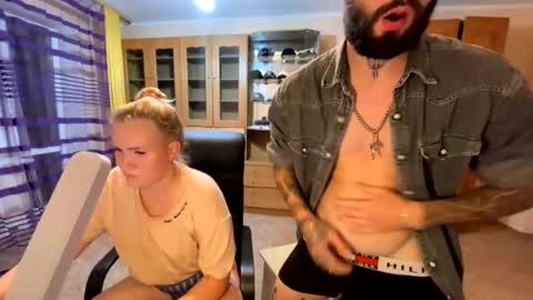 Mike and anna online show from 2, 4, 2026