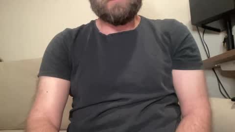 Snapshot of mike_berlin1 chatting on 18, 4, 2026 MIke online show from 18, 4, 2026