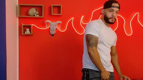 Mike online show from 16, 11, 2025