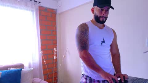 Snapshot of mike_savage3 chatting on 4, 3, 2026 Mike online show from 4, 3, 2026