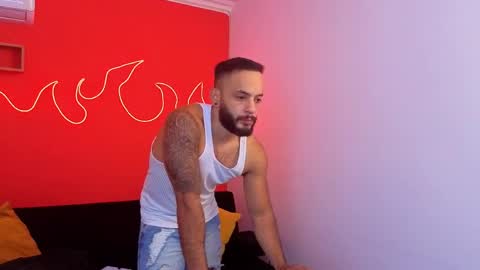 Snapshot of mike_savage3 chatting on 8, 4, 2026 Mike online show from 8, 4, 2026