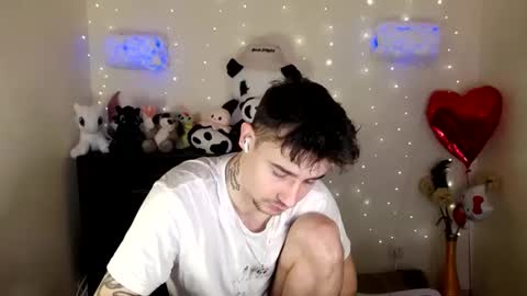 Mike online show from 27, 2, 2025