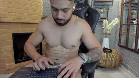 Mike Blare online show from 30, 1, 2025