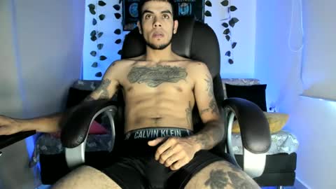 Snapshot of mikee_scooth chatting on 16, 9, 2025 mikee_scooth online show from 16, 9, 2025