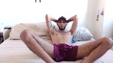 Snapshot of mikeking_leandroking chatting on 7, 10, 2025 mikeking_leandroking online show from 7, 10, 2025