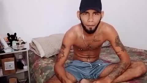 Snapshot of mikeking_leandroking chatting on 22, 10, 2025 mikeking_leandroking online show from 22, 10, 2025