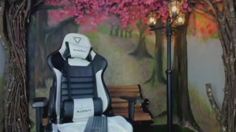 MIKE PARK  online show from 12, 9, 2025