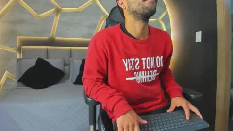 MIKE PARK  online show from 21, 10, 2025