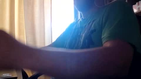 miker1239 online show from 2, 1, 2025