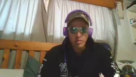 mikeundies online show from 28, 7, 2026