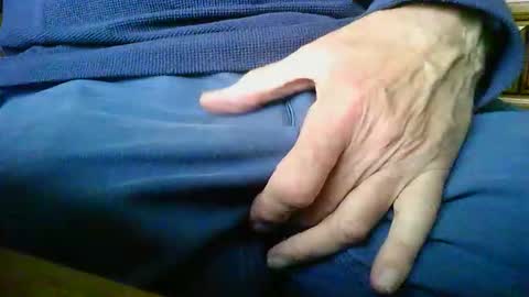 Snapshot of mikeybed chatting on 11, 2, 2026 mikeybed online show from 11, 2, 2026