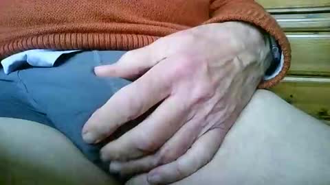 Snapshot of mikeybed chatting on 19, 2, 2026 mikeybed online show from 19, 2, 2026