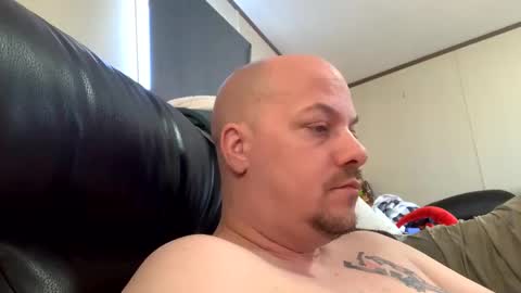 mikeylikesit2222 online show from 22, 12, 2024