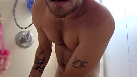 Snapshot of mikeylove92 chatting on 15, 9, 2025 Mikey b online show from 15, 9, 2025