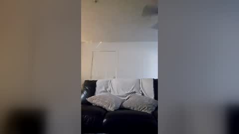 mikeymikey536338 online show from 18, 6, 2026