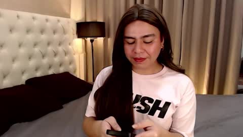 Theresa Luna online show from 31, 1, 2025