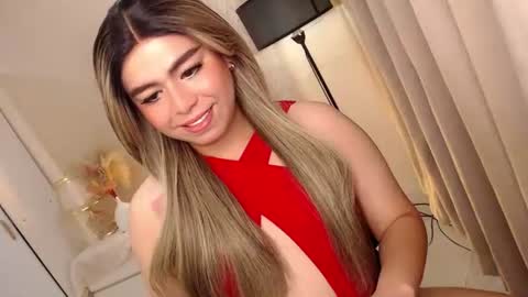Theresa Luna online show from 16, 10, 2025
