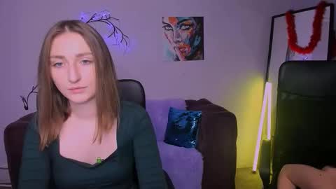 Snapshot of miki_nikki chatting on 18, 11, 2025 Miki online show from 18, 11, 2025