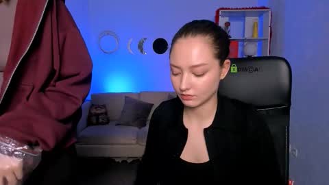 Snapshot of miki_nikki chatting on 2, 3, 2026 Miki online show from 2, 3, 2026