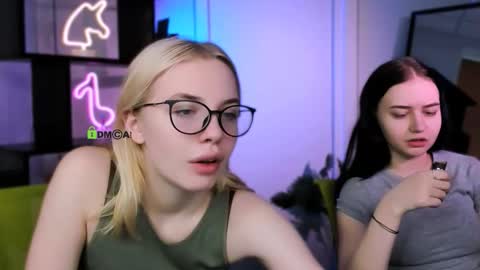 Snapshot of miki_ti chatting on 18, 1, 2026 miki_ti online show from 18, 1, 2026