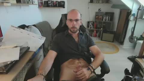 mikmik91 online show from 17, 6, 2026