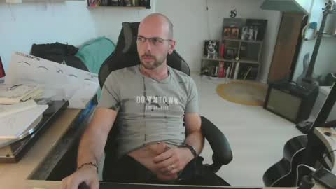 mikmik91 online show from 3, 7, 2026