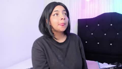 Snapshot of miku_katsuragi chatting on 3, 2, 2026 miku katsuragi online show from 3, 2, 2026