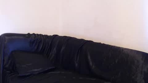 Miky Zazo online show from 9, 4, 2026