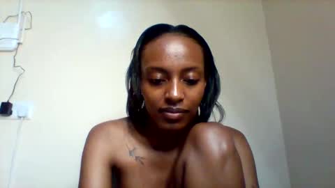 Snapshot of mil_milon chatting on 23, 5, 2026 Milo online show from 23, 5, 2026