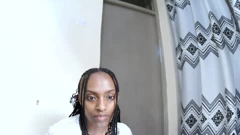 Snapshot of mil_milon chatting on 15, 7, 2026 Milo online show from 15, 7, 2026