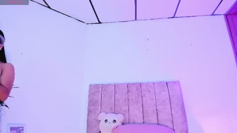Snapshot of mila_1wood chatting on 15, 7, 2026 mila_1wood online show from 15, 7, 2026