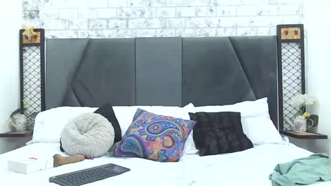 mila_adamss online show from 20, 2, 2025