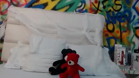 mila_adamss online show from 22, 10, 2025