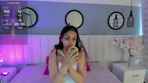 mila_hank online show from 25, 11, 2025