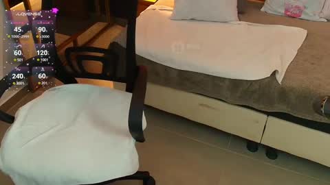 Milena  online show from 27, 2, 2025