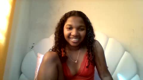 Snapshot of mila_lunah chatting on 20, 5, 2026 mila_lunah online show from 20, 5, 2026