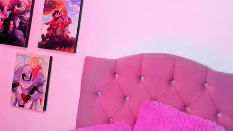 Snapshot of mila_nixon01 chatting on 18, 9, 2025 MILA online show from 18, 9, 2025