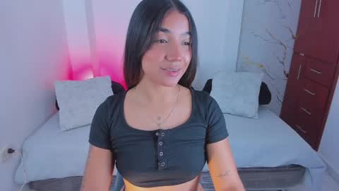 martina online show from 7, 4, 2026