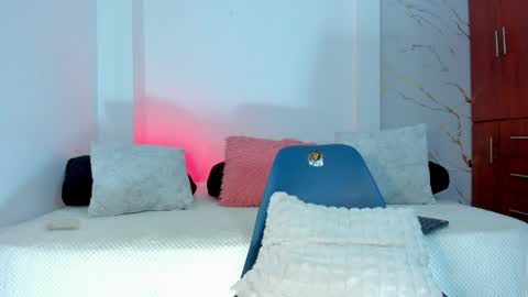 Snapshot of mila_rose1 chatting on 28, 4, 2026 martina online show from 28, 4, 2026