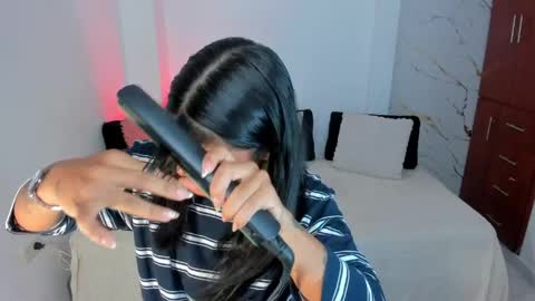 Snapshot of mila_rose1 chatting on 5, 6, 2026 martina online show from 5, 6, 2026
