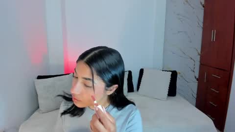 Snapshot of mila_rose1 chatting on 8, 6, 2026 martina online show from 8, 6, 2026