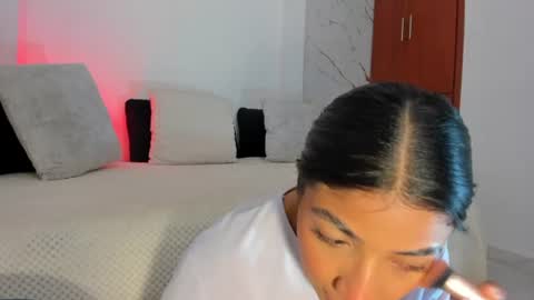 Snapshot of mila_rose1 chatting on 17, 6, 2026 martina online show from 17, 6, 2026
