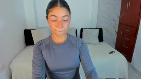 Snapshot of mila_rose1 chatting on 2, 7, 2026 martina online show from 2, 7, 2026