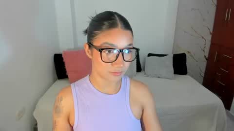Snapshot of mila_rose1 chatting on 16, 7, 2026 martina online show from 16, 7, 2026