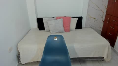 Snapshot of mila_rose1 chatting on 18, 7, 2026 martina online show from 18, 7, 2026