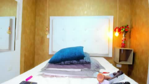          online show from 13, 4, 2026